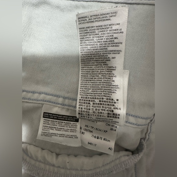 Levi's Women's Light Gray Denim Jacket size XS - Picture 9 of 11